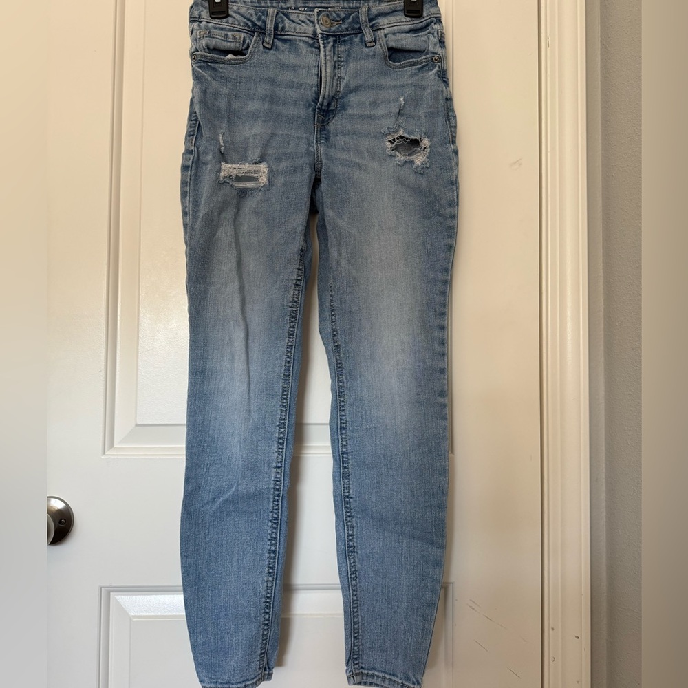 Old Navy High Rise Rockstar Super Skinny Ripped Jeans